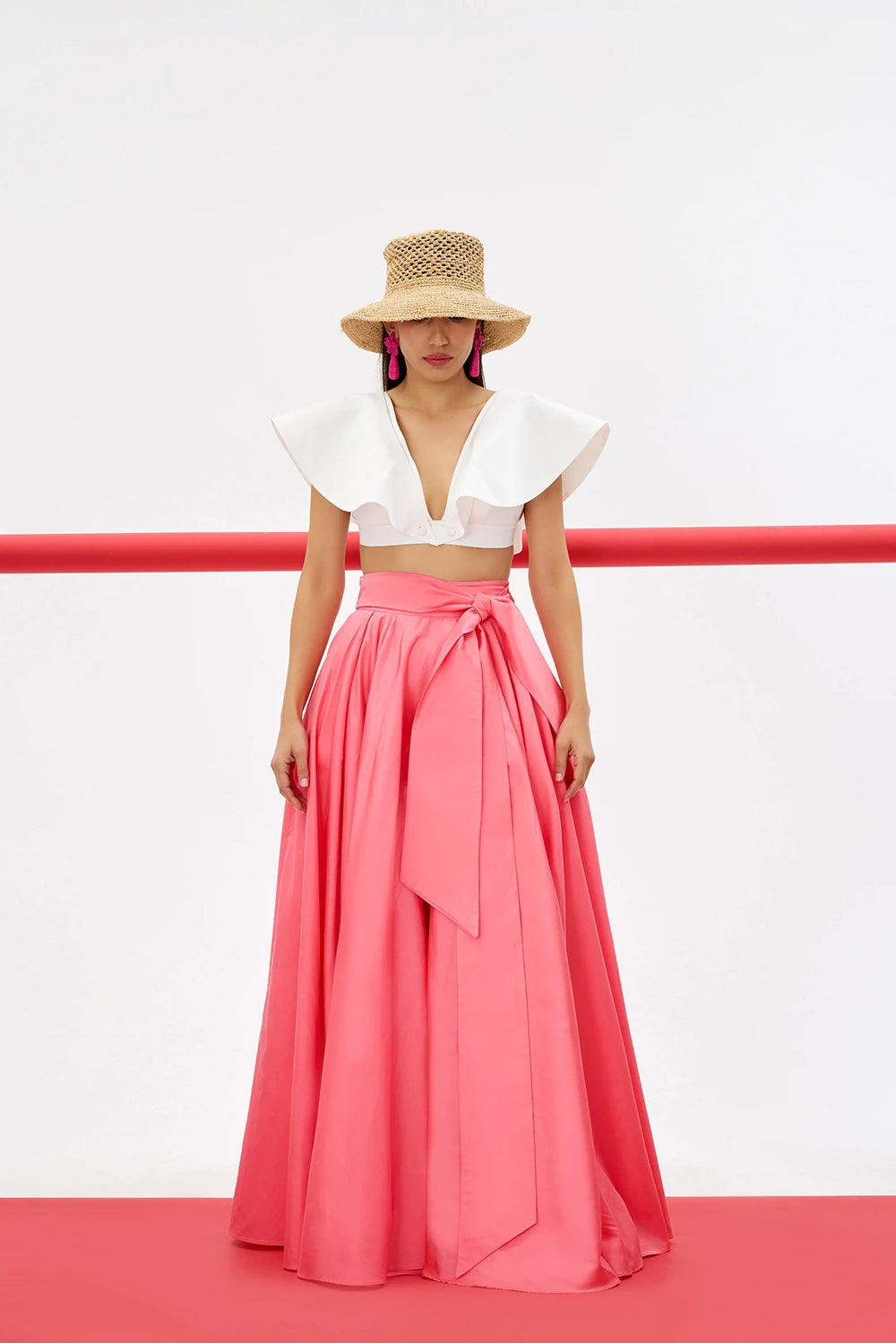 CAVELLA %100 Pamuk Etek - Pembe | %100 pamuk CAVELLA etek, dört mevsim dolgun silueti ve lastikli rahatlığıyla gardırobunuzda yer alır. Arka bel lastiği ve iç astarı ile ferah bir seçim.