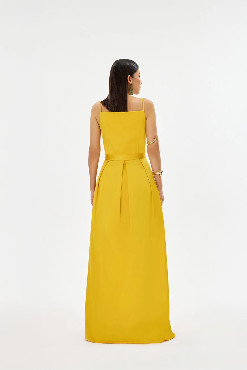 BELVOIR %100 Pamuk Elbise - Sarı | Sarı tonlarında BELVOIR elbise, %100 pamuk saten dokusuyla ferah bir his sunar. Hafif yapısıyla yaz aylarına uyum sağlar, özel anlarda şıklık katar.