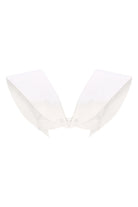 CAVELLA %100 Pamuk Bustiyer - Beyaz | CAVELLA bustiyer, ayarlanabilir yapısı ve iki yaka seçeneğiyle esnek kullanım sunar. %100 pamuk kumaşı, klasik ve modern çizgileri birleştirir.