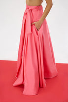 CAVELLA %100 Pamuk Etek - Pembe | %100 pamuk CAVELLA etek, dört mevsim dolgun silueti ve lastikli rahatlığıyla gardırobunuzda yer alır. Arka bel lastiği ve iç astarı ile ferah bir seçim.