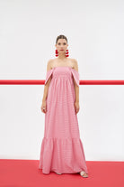 VELORIA %100 Pamuk Elbise - Pembe | %100 pamuk pötikare dokusu ve pembe rengiyle VELORIA elbise, yaz aylarında ferah bir his sunar. 3 farklı stil imkanı ile zamansız şıklık.