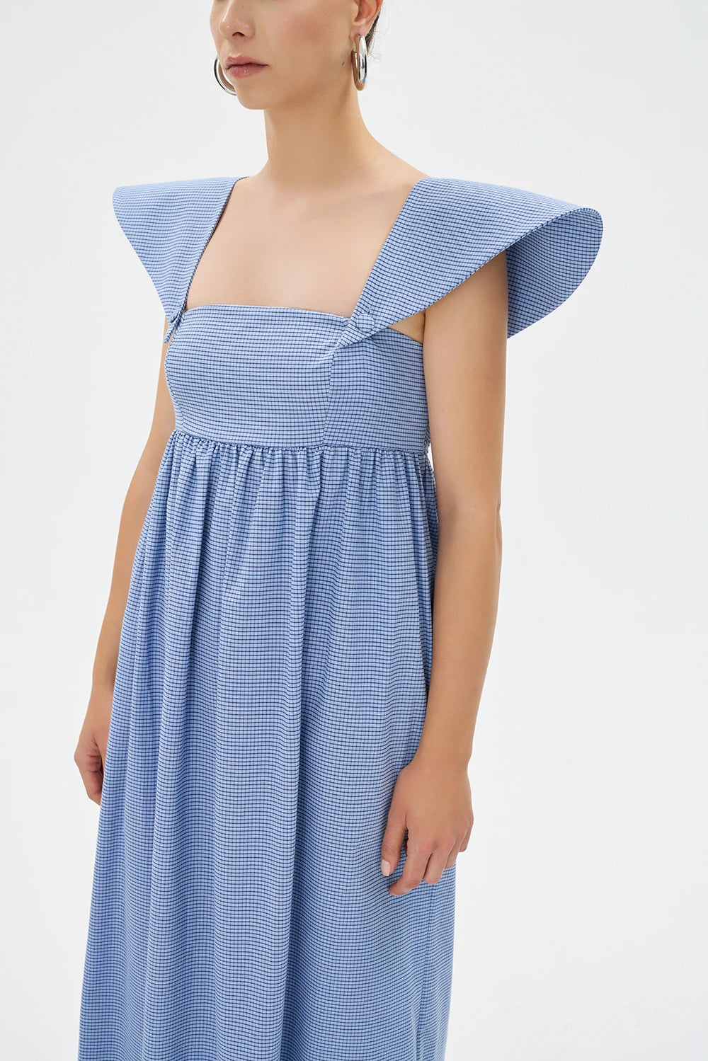 VELORIA %100 Pamuk Elbise - Mavi | VELORIA %100 pamuk elbise, pötikare kumaşıyla ferah bir his sunar. Çıkarılabilir askıları ve uzun formuyla her ortama uyum sağlar.