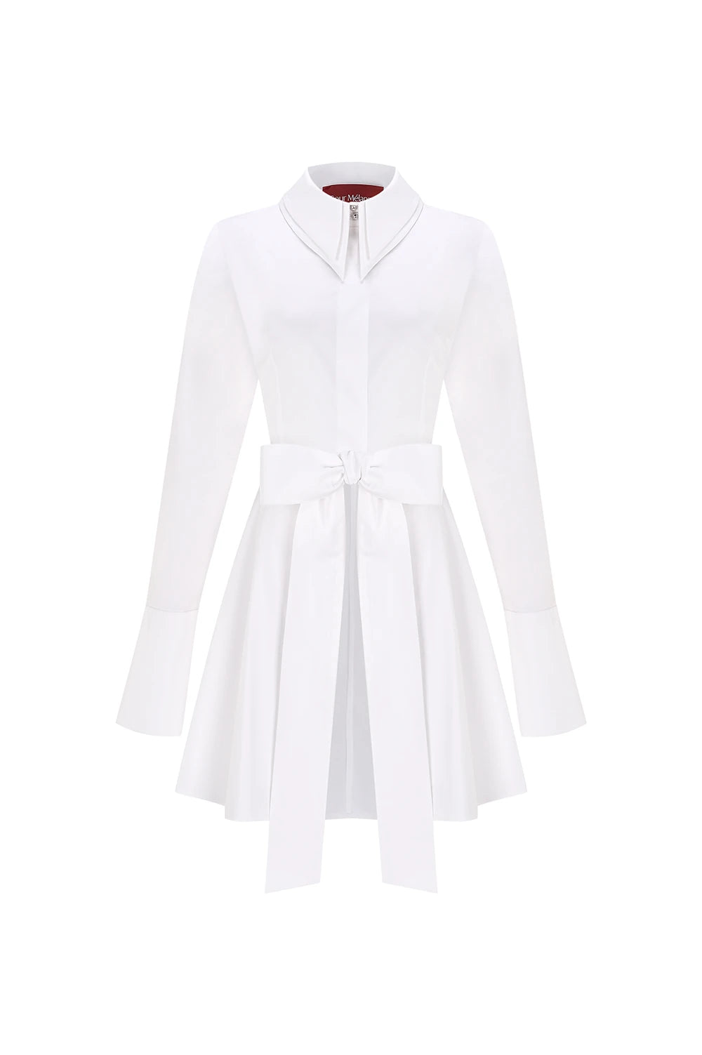 ZARELA %100 Pamuk Gömlek Elbise - Beyaz | ZARELA Gömlek Elbise, %100 pamuk yapısıyla ferah bir his sunar. Çift yaka detayı ve uzun kollarıyla yaz stilinizi şık bir şekilde tamamlar.